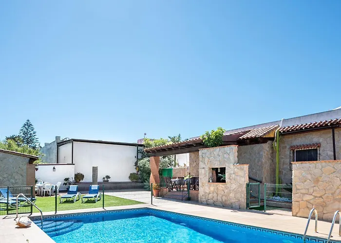 Casa Buganvilla קוניל דה לה פרונטרה